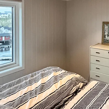 Koselig Hjem I Mausund Med Wifi Feriehus Bogoyvaer