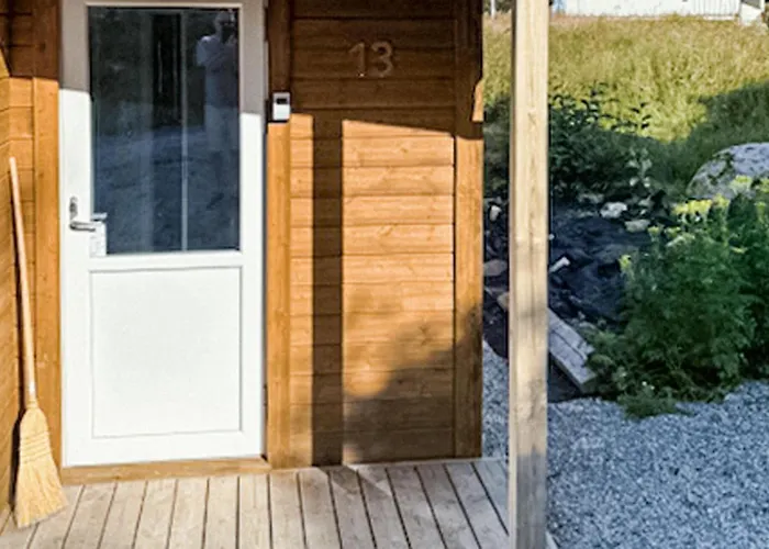 Lovely In Mausund With Wifi Feriehus
